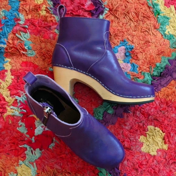 Swedish Hasbeens Shoes - Swedish Hasbeens Clog Boot - purple!